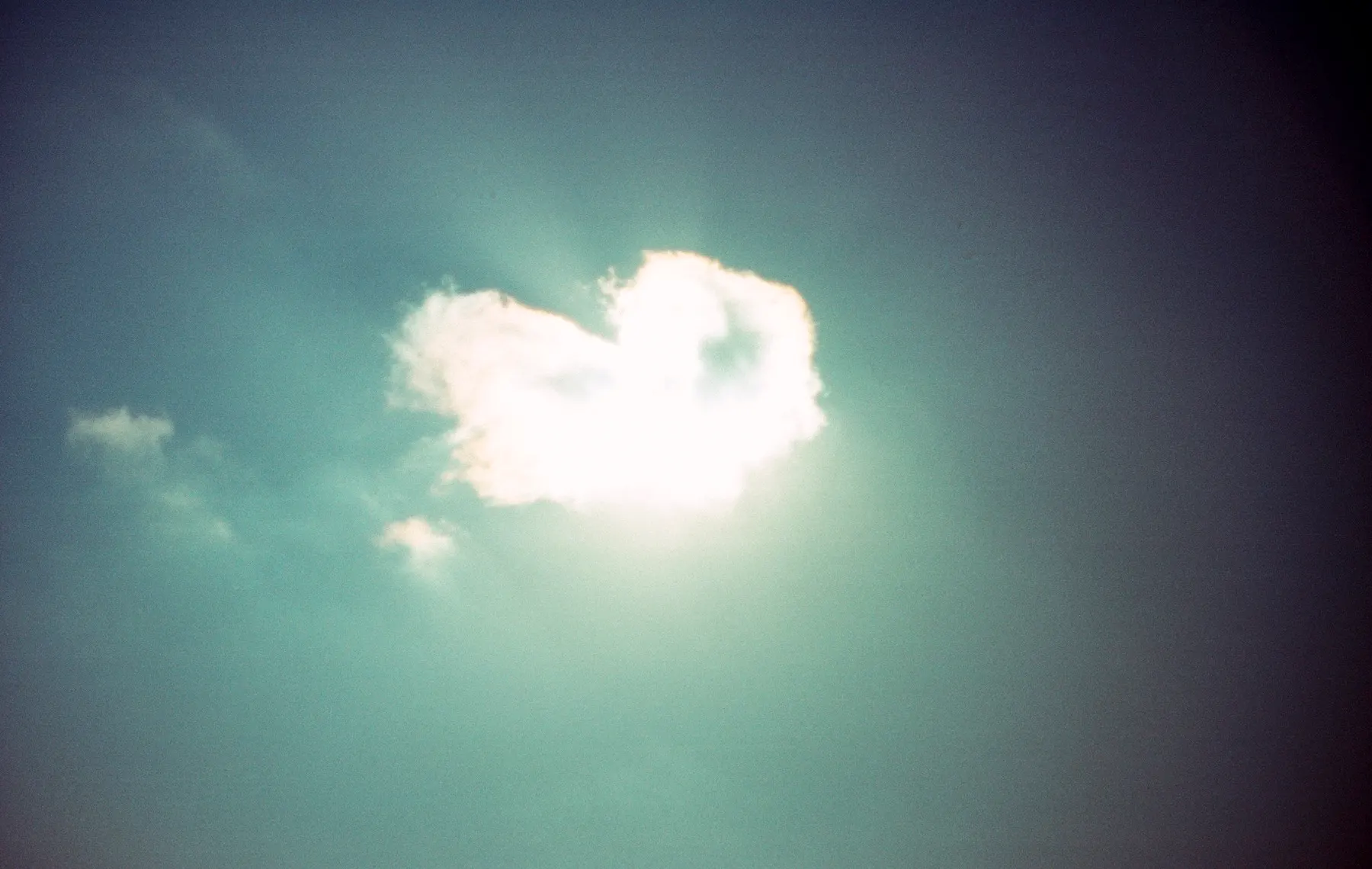 Love in the sky, Folegandros, Grèce, 2017.